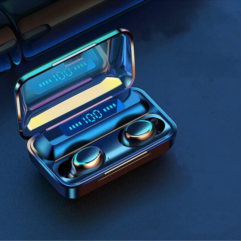 Wireless ear buds